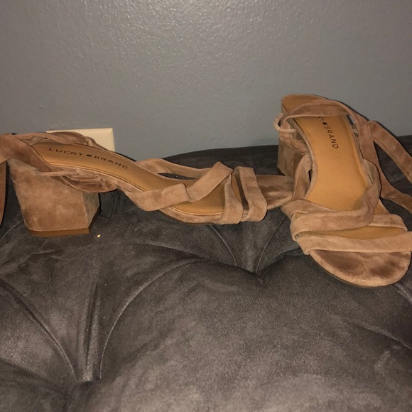 Lucky brand Tan suede wrap sandals - Picture 2 of 3